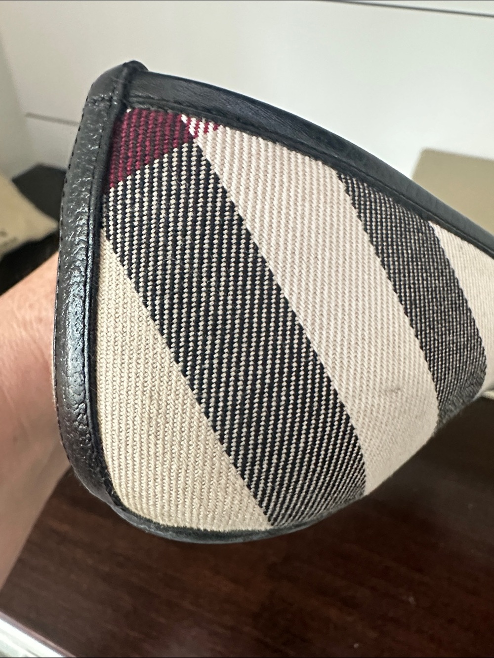 Burberry Black and Cream Check Round-Toe Ballet Flats - Picture 6 of 7